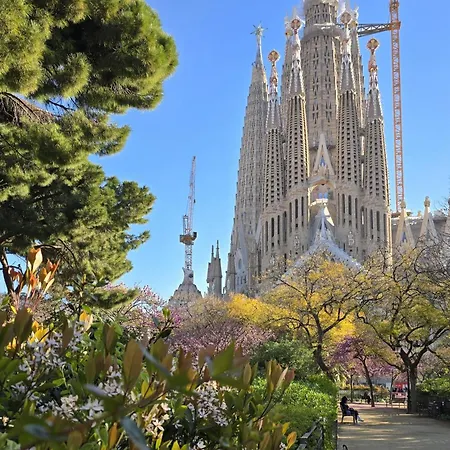 Barcelona4Seasons - Sagrada Familia-2